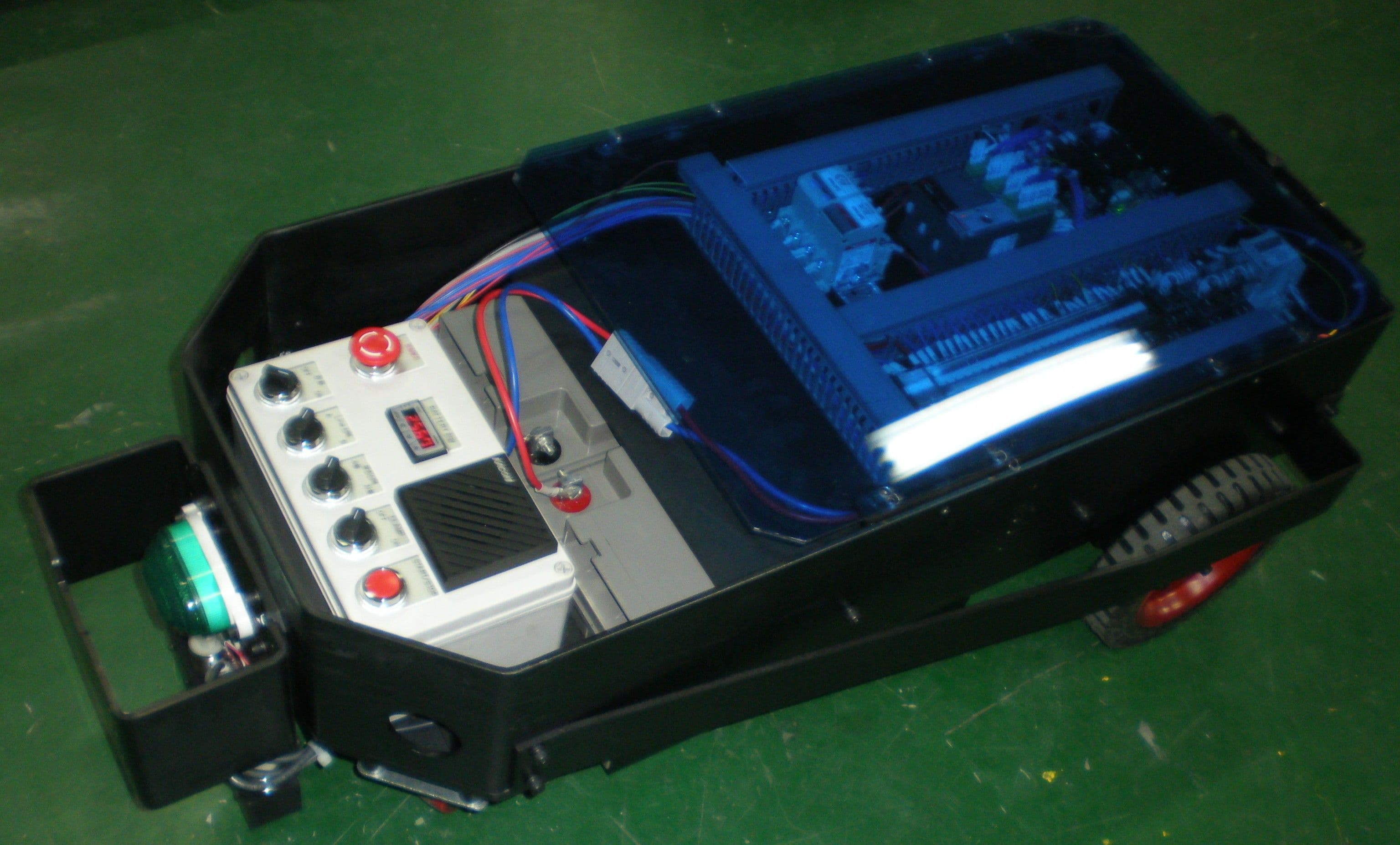 물류 운반 AGV - 운반구 견인 main