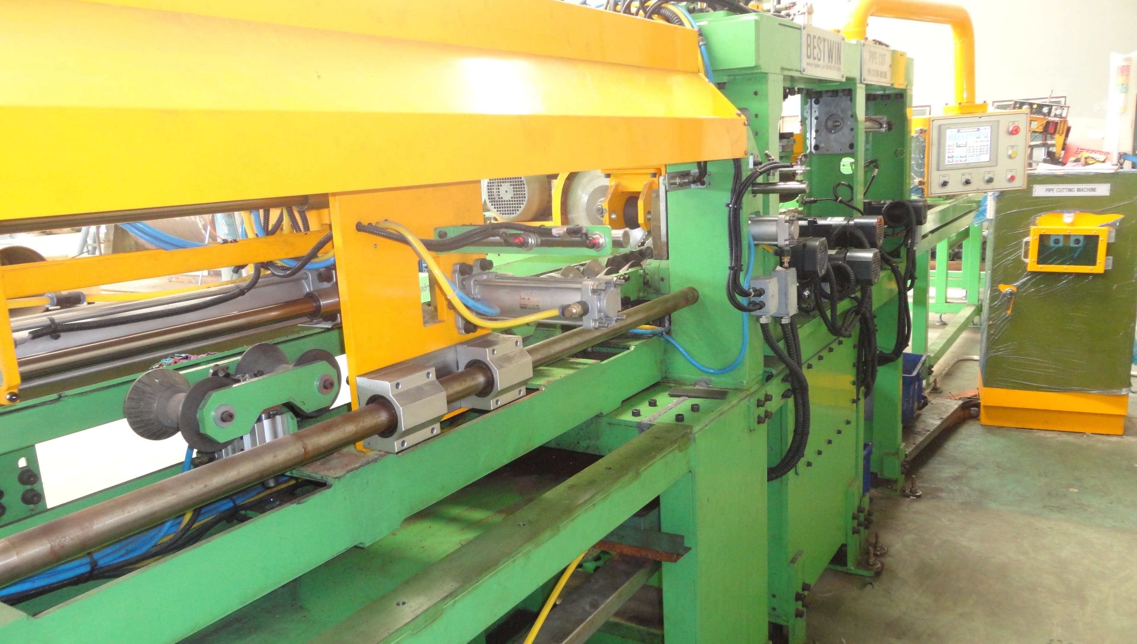 무인 자동 파이프 절단 가공 장비 main